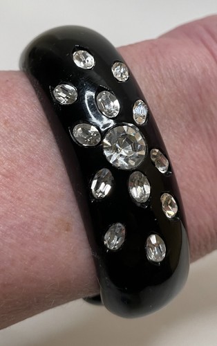 Vintage 60s Weiss Black Lucite Floral Rhinestone Bangle Bracelet Hinged Clamper - Picture 2 of 11