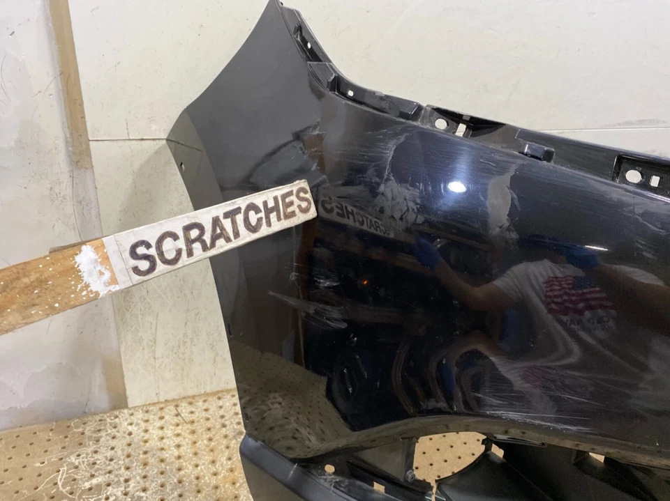 Cubierta de parachoques delantero OEM 2016 2017 2018 Mitsubishi Outlander ES/GT/SE/SEL Foto 2 de 4