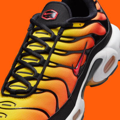Nike Air Max Plus Tuned Sunset Black Pimento Bright Ceramic HF0552