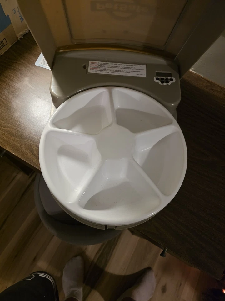 PetSafe PFD11-13707 5 comidas dispensador automático de alimentación para perros y gatos - blanco Foto 2 de 2