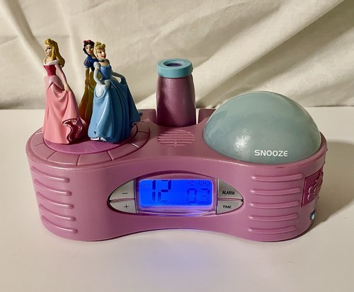 3 Disney Princesses Projection Alarm Clock w/ Night Light BDP069A - Works Great - Picture 2 of 7