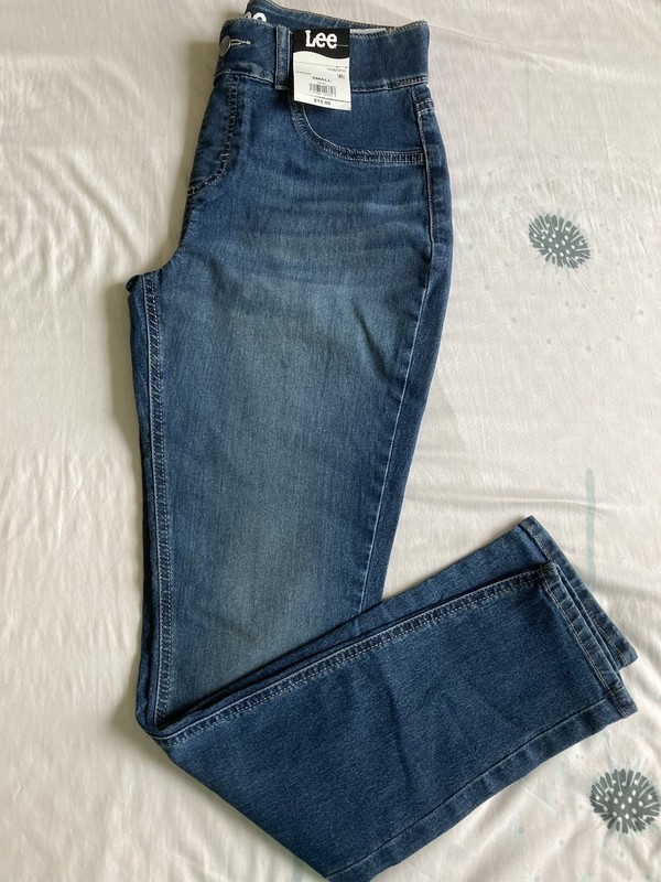 Lee Women’s Jeans, New- Size S
