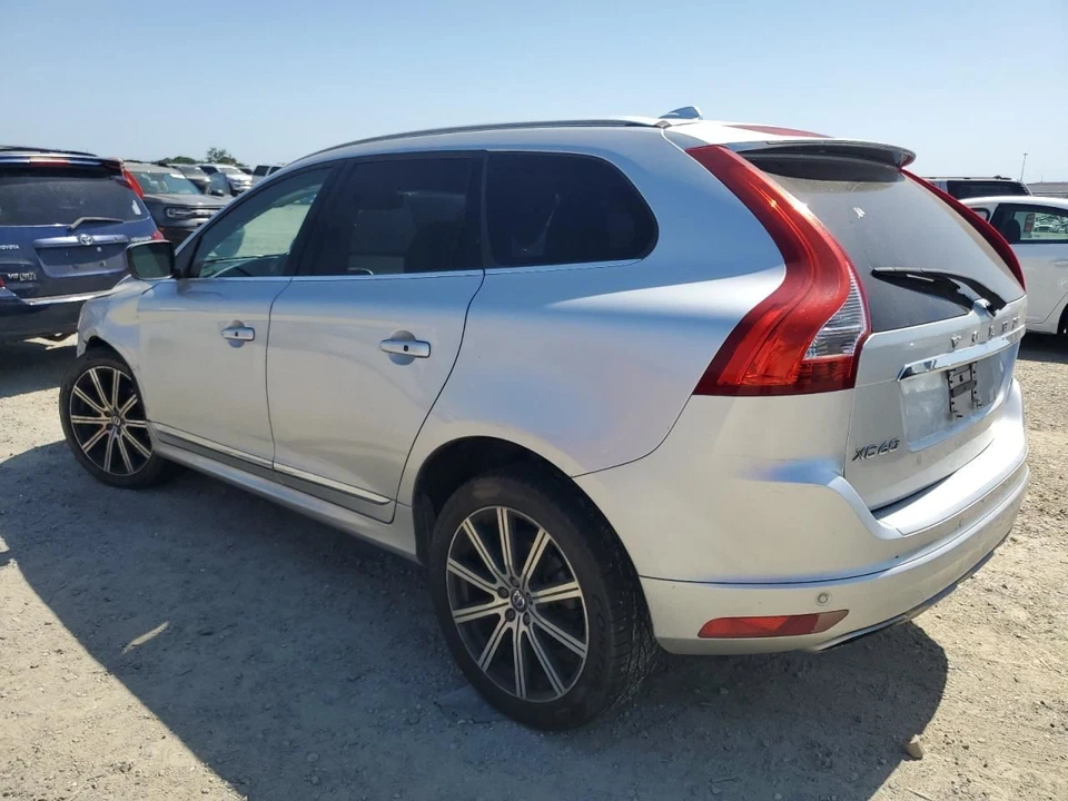 BLK LEFT FRONT DOOR TRIM PANEL 2012 VOLVO XC60 Foto 3 de 4