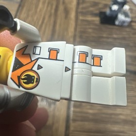 Lego Minifigure Agents Dr. Inferno  Arm Claw Metallic 8970 Agt013a cracked torso