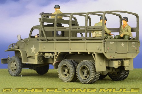 Forces of Valor 1:32 CCKW 2.5-Ton Truck US Army 1st Infantry Div w/4 Figures - Picture 2 of 8