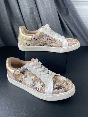 Soda Wander-G Python/Snake Print Star Fashion Sneakers