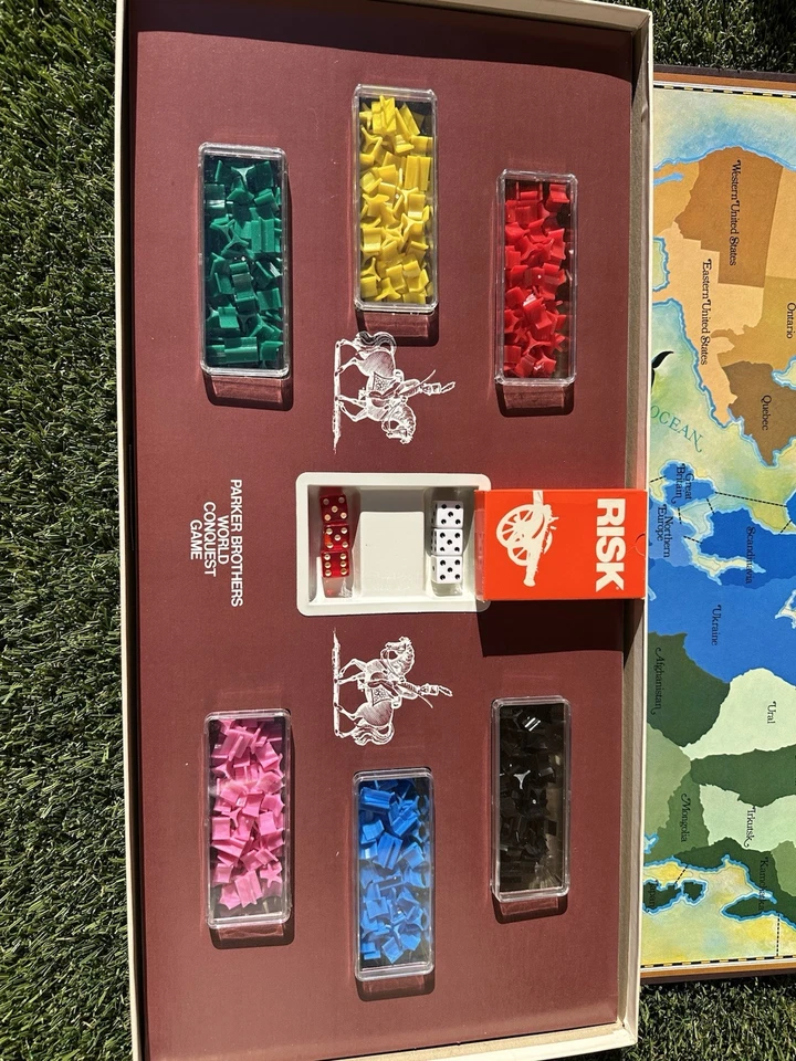 1975 Risk Board Game Parker Brothers Complete in Very Good Condition - Image 2 of 4