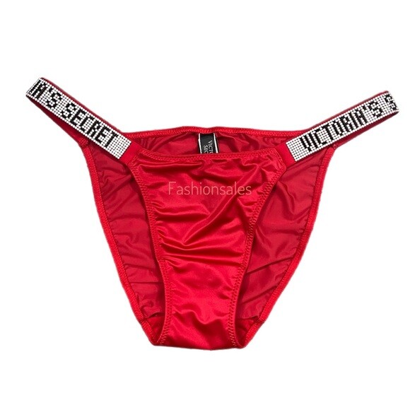 Secret Collection～RED～ Zip-Up Album: 8-Pocket Red, Albums - Amazon Canada