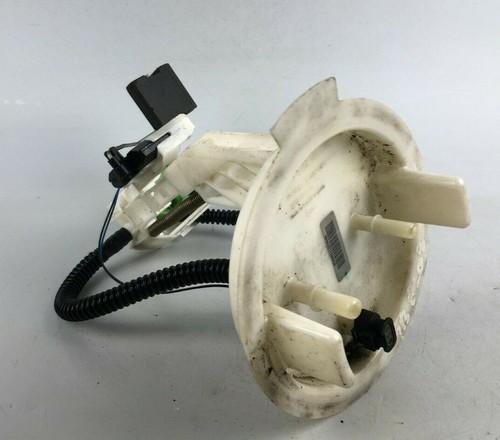 Mercedes Benz C Klasse W204 Benzintank Verteilung Angebot Pumpe Jet A2044700694