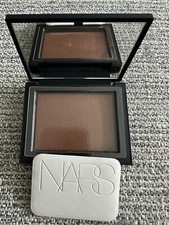 Nars Light Reflecting Setting Pressed Powder ...