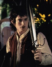 Lord Of The Rings [FRODO] Elijah Wood HAND Signed 10x8 Photo SEE VIDEO PROOF *16