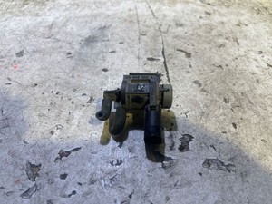 Volkswagen PASSAT B7 2012 Diesel 103kW Turbolader Druckwandler Magnetventil