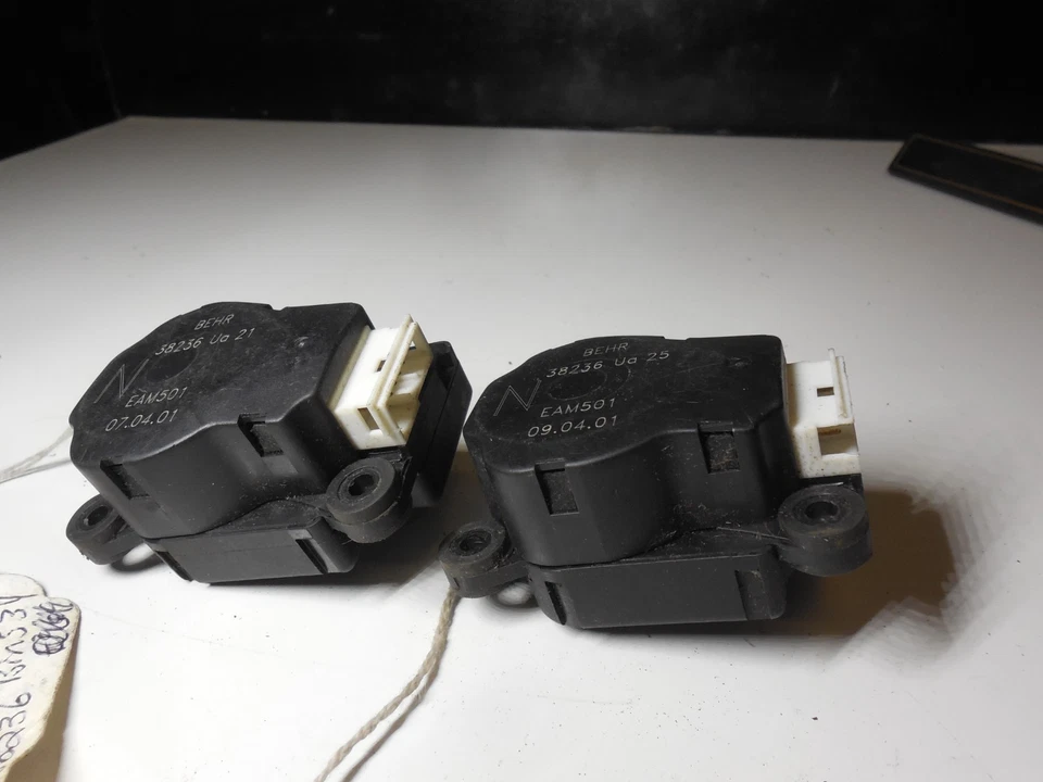 Actuador de aleta de climatización motor paso a paso 2 piezas 38236 00-06 Mercedes Benz W220 S430 S500 Foto 4 de 4