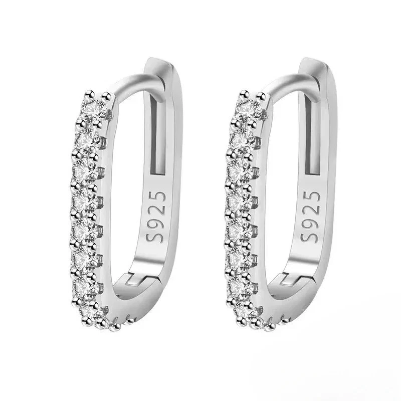 Orecchini Donna Argento 925 a Cerchio Eleganti, Glamour e Versatili - Immagine 2 di 4