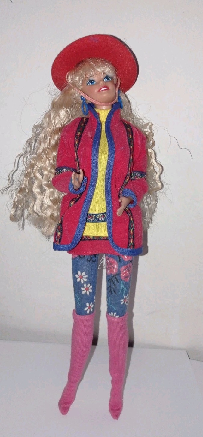 Bambola Barbie Benetton 1990 Mattel Vintage Made In China