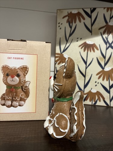 Cracker Barrel Gingerbread Cat Decoration - Picture 5 of 5