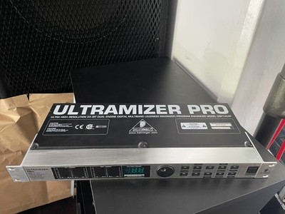 Behringer Ultramizer Pro DSP 1424P 