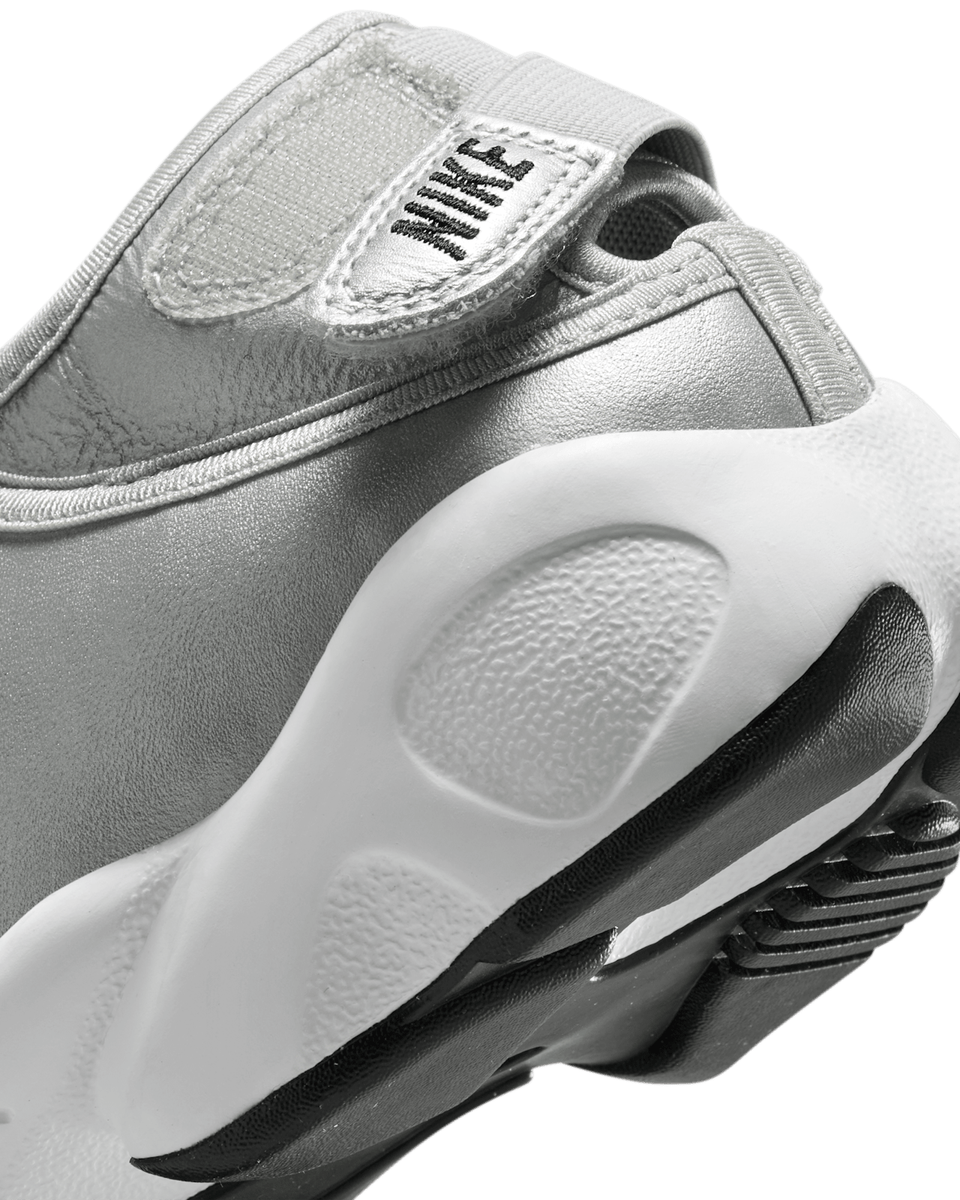Nike Women Air Rift Leather - Metallic Silver Black HM5737-003