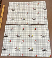 BERKSHIRE Two 2 Standard Peanuts Snoopy Pillowcases 20"x29" Sleigh Multicolor