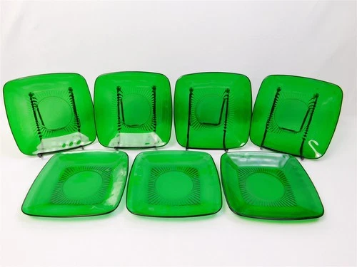 7 Vtg Anchor Hocking Glass Forest Green CHARM Plates Set 6.5" Square