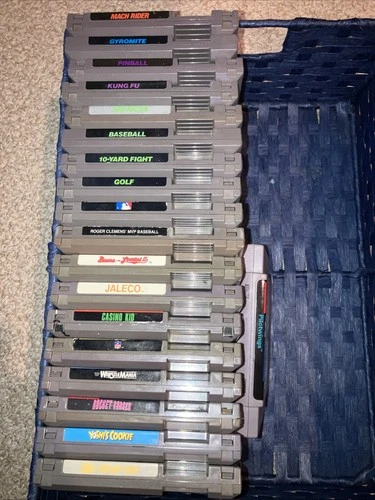 Nintendo Entertainment System NES Game Collection BLACK BOX GAMES. NOT TESTED