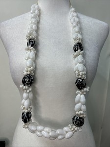 Hawaiian Kukui Nut Seashell Necklace 36 Inches