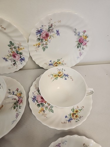 Arcadia Royal Doulton Bone China 8 tazas platillos platos de postre crema de azúcar - Imagen 6 de 15