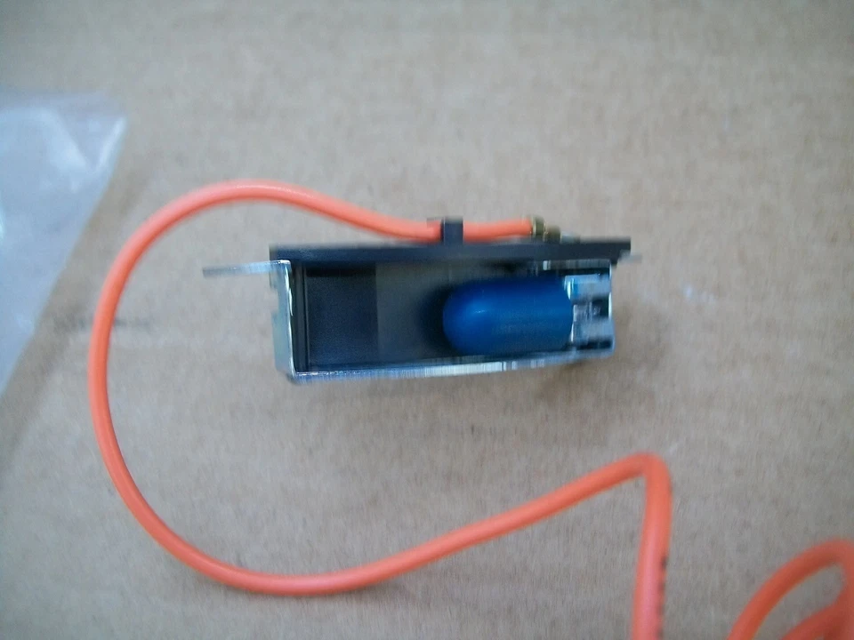 Nuevo de Lote Antiguo MoPar 1972-1980 Dodge Truck Power Wagon Lil Red M880 Lámpara Indicadora de Cambio Foto 2 de 3