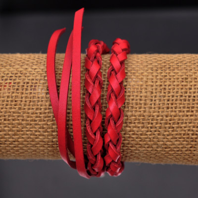 Pochette In Pelle Intrecciata Con Pattina Frontale E Catena Colore Red - Rosso Hardware Gold - Foto 9