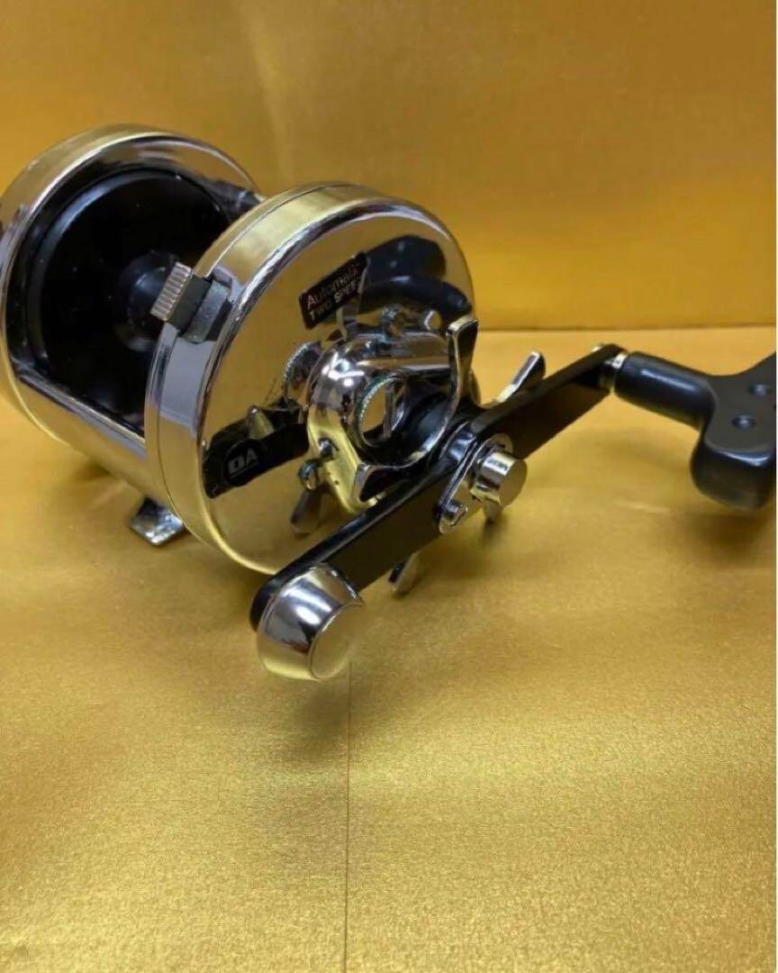 ABU Ambassador Special 9000C Chrome Right Handed Fishing