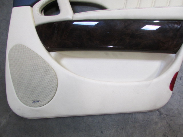 Maserati Quattroporte, RH Rear Door Trim Panel w/ Shade, Cream/Blue, Used
