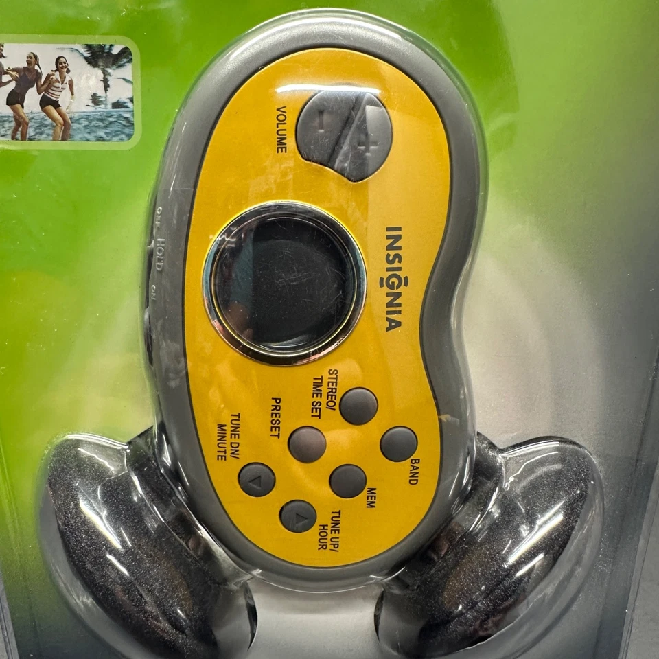 NEW SEALED Insignia NS-R5111 Armband Radio Portable AM FM Stereo Jog Run Vintage - Image 2 of 4