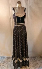 Vintage Gunne Sax Cottage Core Dress 11 Black Velvet Romantic Flower Prairie