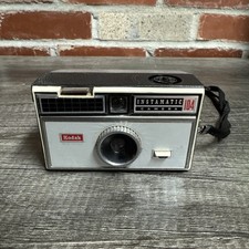 Vintage Kodak Instamatic 100 Outfit Camera Untested Used Condition Fast Shipping