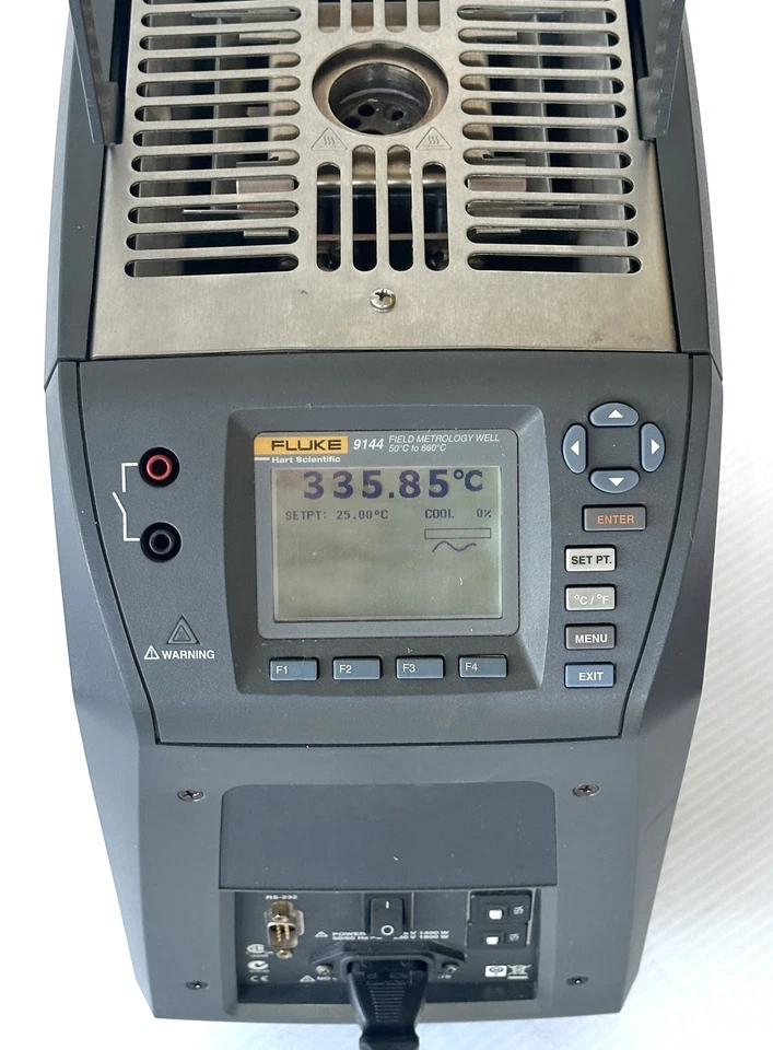 Fluke Hart 9144 Dry Well Temperature Calibrator 50C to 660C - Image 2 of 4