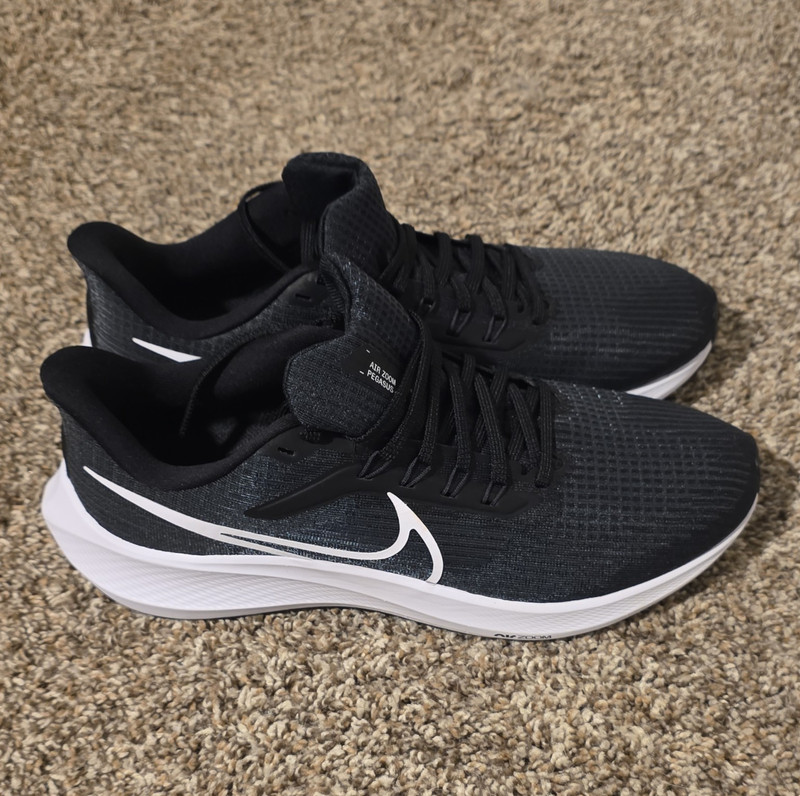 Size 12 - Nike Air Zoom Pegasus 39 Women’s Running Shoes Black/White/Gray