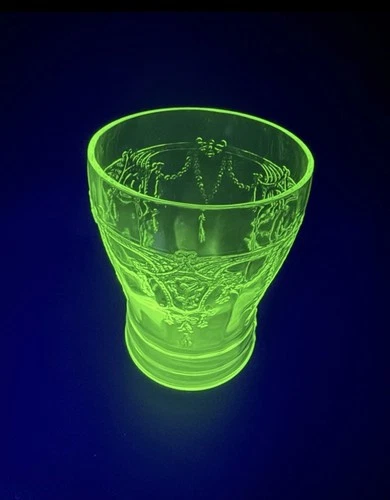 ANCHOR HOCKING CAMEO BALLERINA GREEN 3.75" TALL 5-OUNCE JUICE TUMBLER