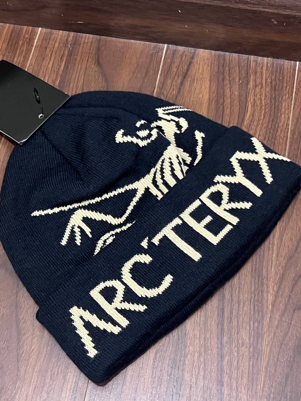 Arc'teryx Merino Wool Beanie Black Beige Bird Logo Unisex Winter Hat 2025 - NWT