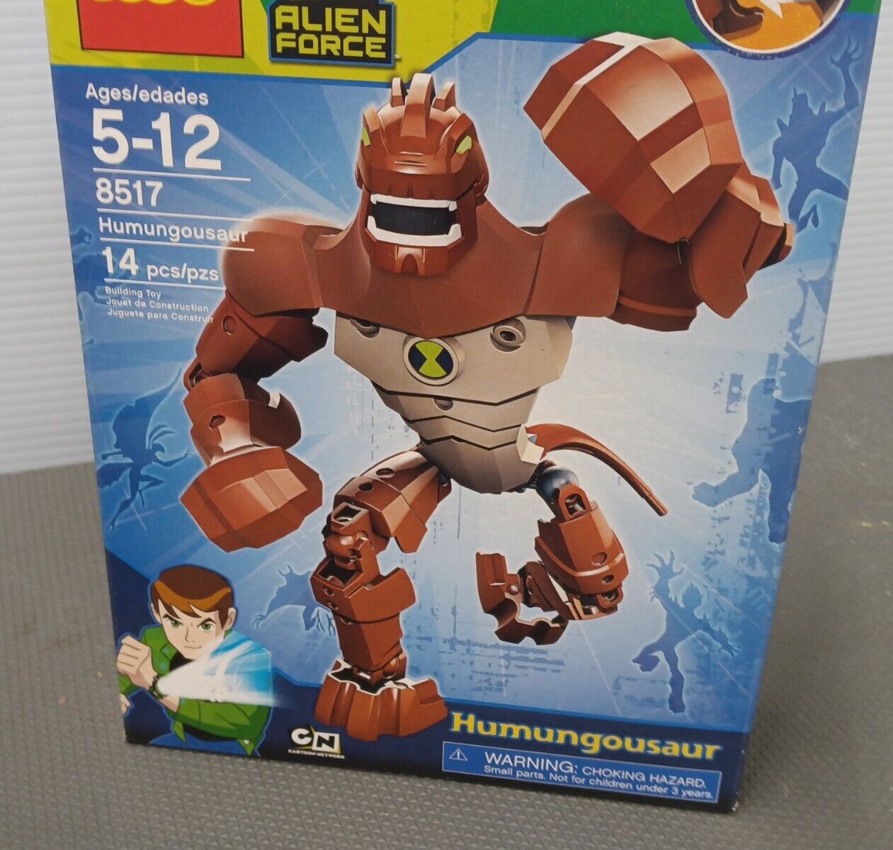 LEGO Ben 10 Alien Force 8517 Humungousaur NEW! Play Figure Glow in the Dark