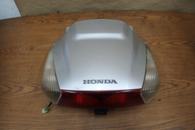 2004 HONDA FSC600D REAR TAIL TAILLIGHT BRAKE LIGHT WITH FAIRING