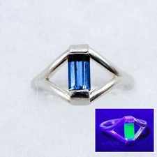 Sterling Blue Uranium Glass Ring Split Baguette Rare Sapphire Color 925 Silver