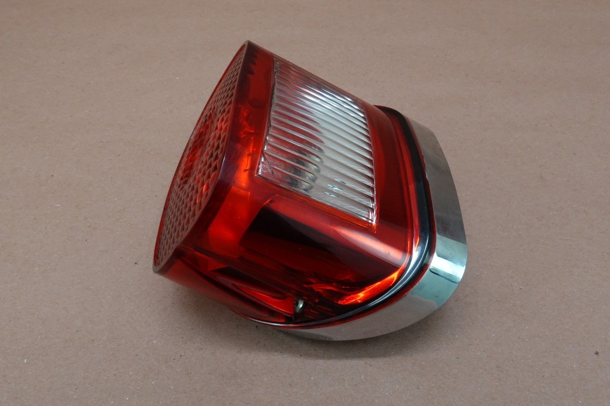2000-2006 Harley-Davidson Dyna Super Glide FXDI35 OEM Taillight