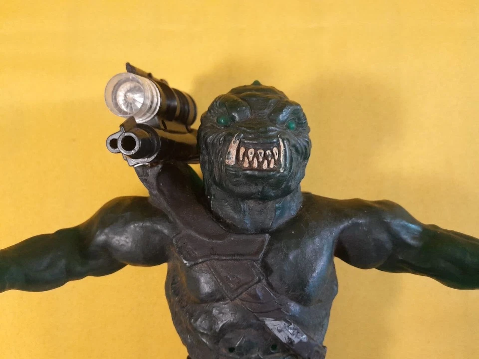 1993 Trendmasters Green Swamp Monster Creature From The Black Lagoon - X4-4 - Image 2 of 4