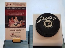 JETT LUCHANKO signed FLYERS puck JSA COA