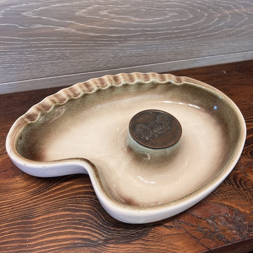 Roseville Pottery The Hyde Park MCM Boomerang Ashtray Horse Drawn Carriage 1950 - Picture 4 of 14