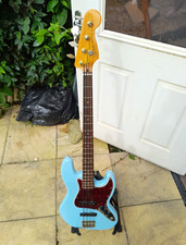Pimped Squier Classic Vibe 60s Jazz Bass