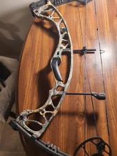Hoyt Archery Torrex 65lb Compound Bow