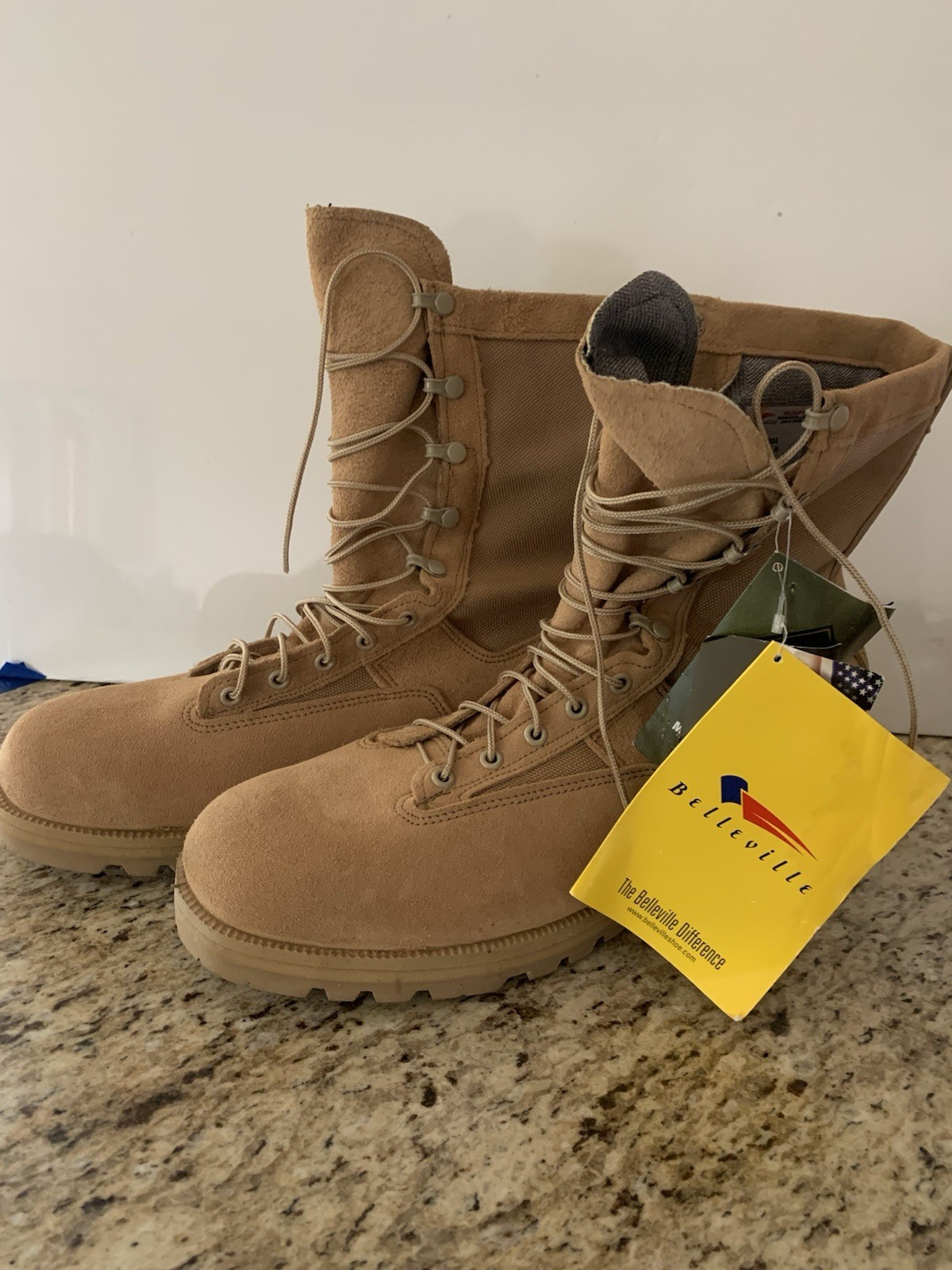 USGI Genuine Military Issue Hot Weather Combat Boots – Panama Sole, Desert Tan, COOLMAX-555310