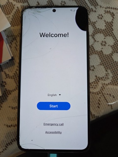 Samsung S23 Works Just Fine. 128 G . Unlocked. Slight Chipped Screen