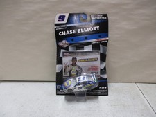 2019 Nascar Authentics Chase Elliott NAPA Wave 04